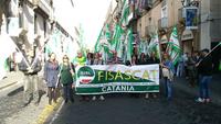 #FUORITUTTI GRANDE DISTRIBUZIONE, PONZO: COL NUOVO CONTRATTO PERDITE PER 1800 EURO